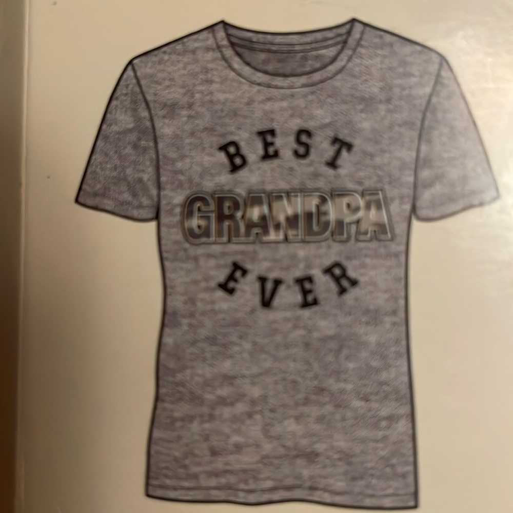 BNWT “Best Grandpa Ever” t-shirt. Men’s size medium